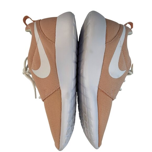 Nike Womens Roshe One Coral Stardust Knit Sneakers 844994-603 Size 10 E9057 - Picture 4 of 9